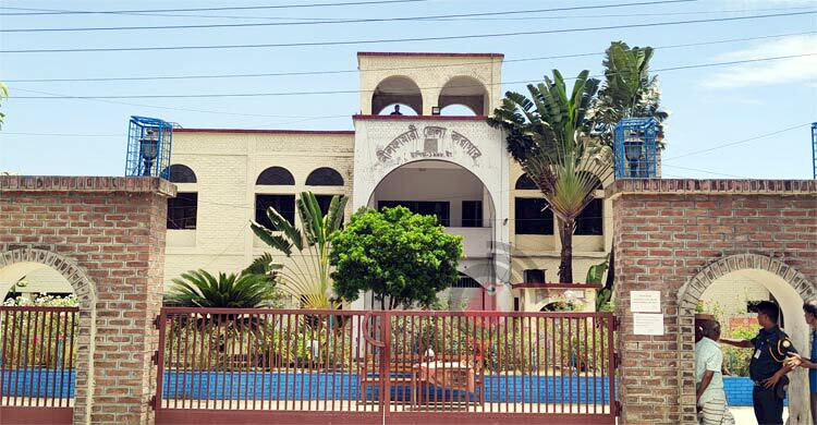 নীলফামারী কারাগারে গাঁজাসহ আটক কারারক্ষী